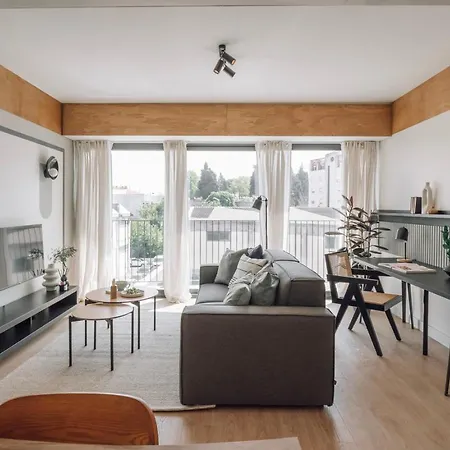 Monserrate - 2 Bedrooms In Parque Nacoes *