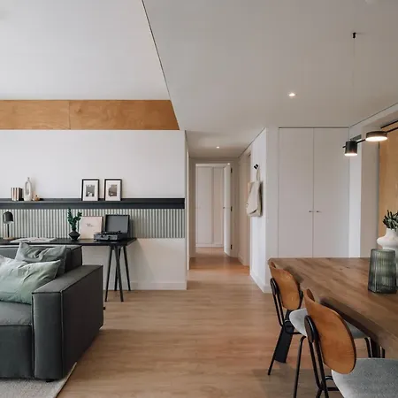 Monserrate - 2 Bedrooms In Parque Nacoes 아파트