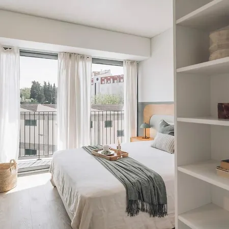 Monserrate - 2 Bedrooms In Parque Nacoes 리스본