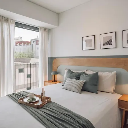 Monserrate - 2 Bedrooms In Parque Nacoes Apartament